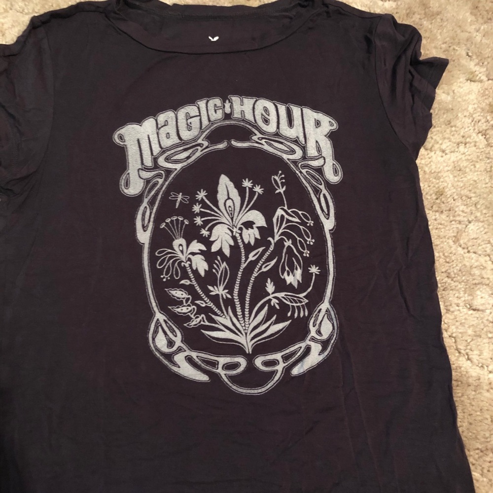 American Eagle soft and sexy tee